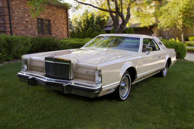 Continental 1979 Cartier Designer's Addition, 2140 verified original miles 1979 Lincoln Continental Cartier Designer's Addition