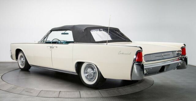 1961 Lincoln Continental - photo 3