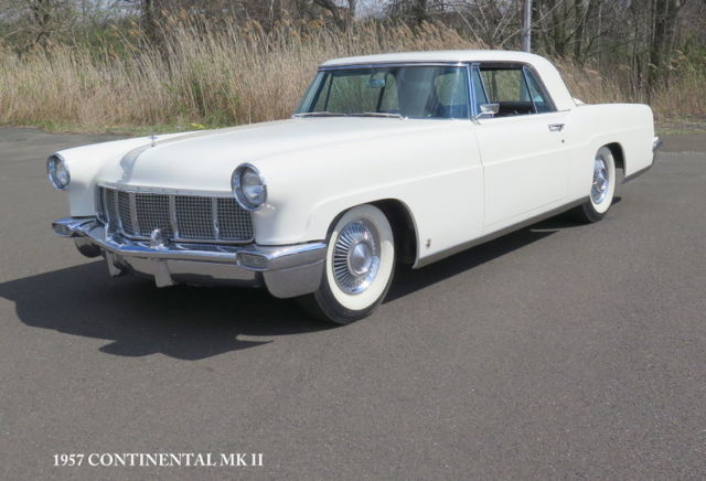 Continental 368 V8 300 hp Automatic A/C Movie Director Raoul Walsh owned 1957 Lincoln Other