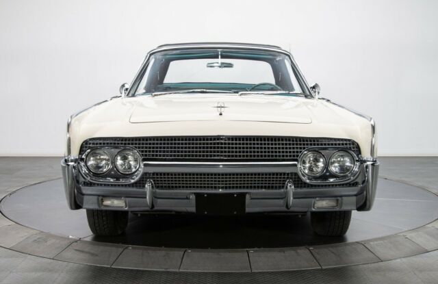 1961 Lincoln Continental - photo 9