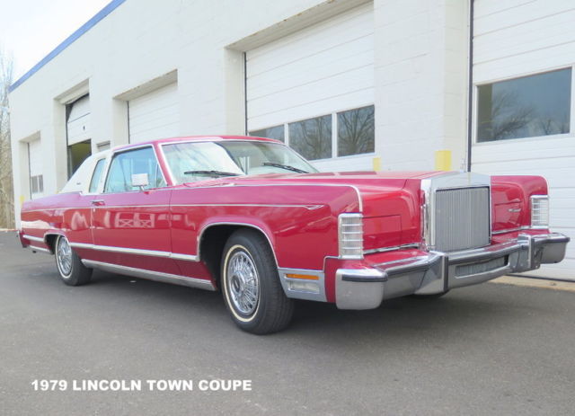 Continental clean Carfax 10300 miles 1979 Lincoln Continental