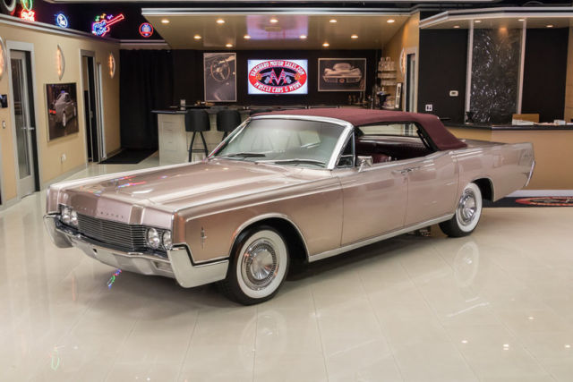 1966 Lincoln Continental Convertible - photo 7