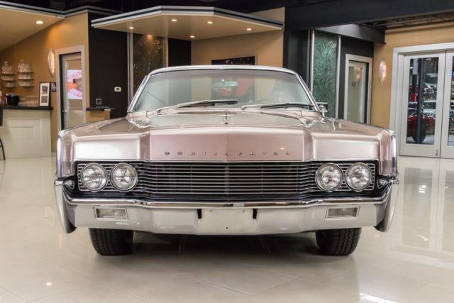 1966 Lincoln Continental Convertible - photo 8
