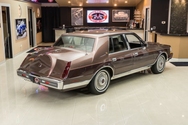 1987 Lincoln Continental Givenchy Designer Series - photo 12