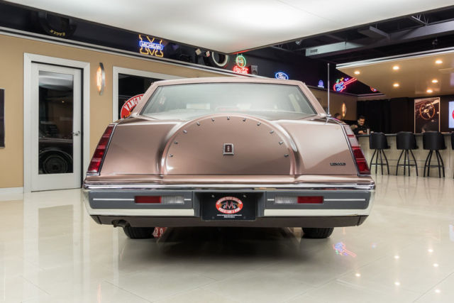 1987 Lincoln Continental Givenchy Designer Series - photo 13