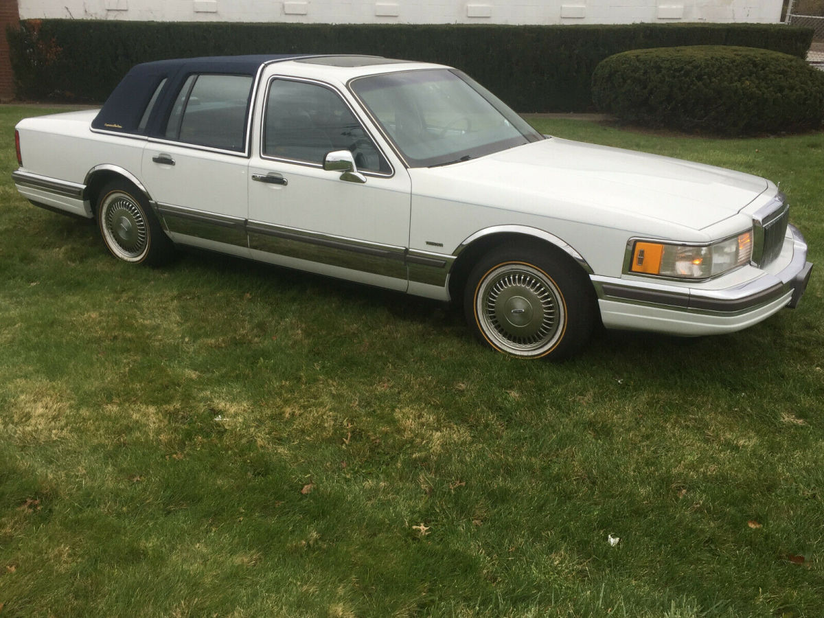 continental grand marquis crown victoria fleetwood brougham deville ltd mark 1990 Lincoln Town Car