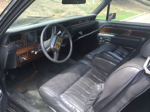 1983 Lincoln Continental - photo 11