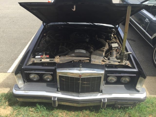 1983 Lincoln Continental - photo 8