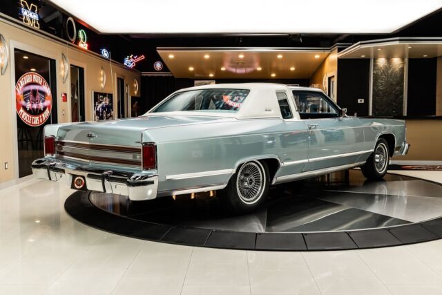 1979 Lincoln Continental Town Coupe - photo 13
