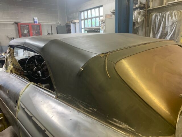 CONVERTIBLE 1 OWNER 57,000 ORIGINAL MILES FRAME OFF STARTED NEEDS COMPLETION 1960 Pontiac Catalina