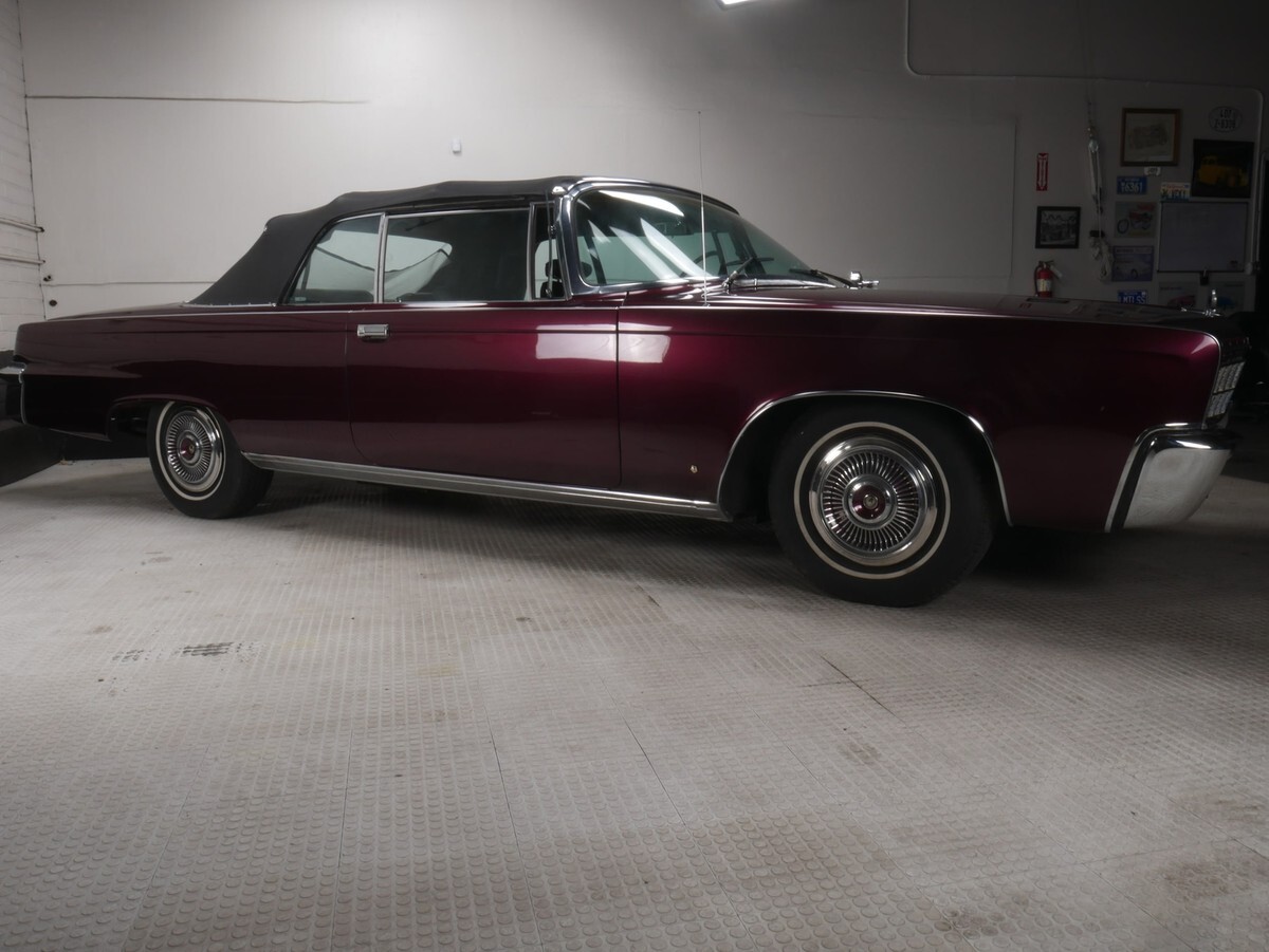 1966 Chrysler Imperial Convertible - photo 13