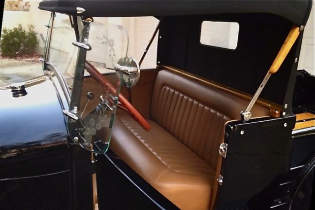 1928 Ford Model A Convertible Roadster Pickup - photo 4