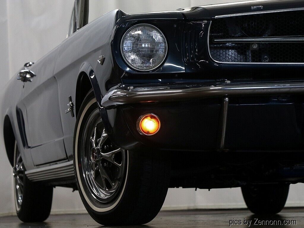 1965 Ford Mustang Convertible - photo 4