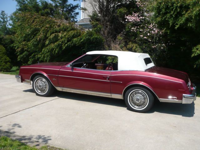 1983 Buick Riviera CONVERTIBLE - photo 3