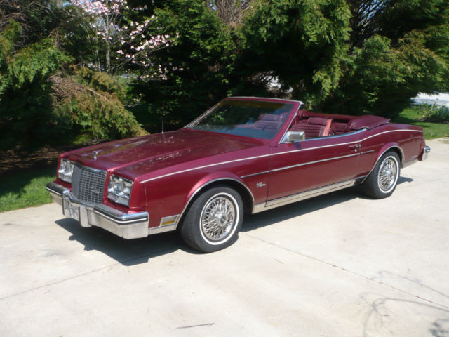1983 Buick Riviera CONVERTIBLE - photo 4
