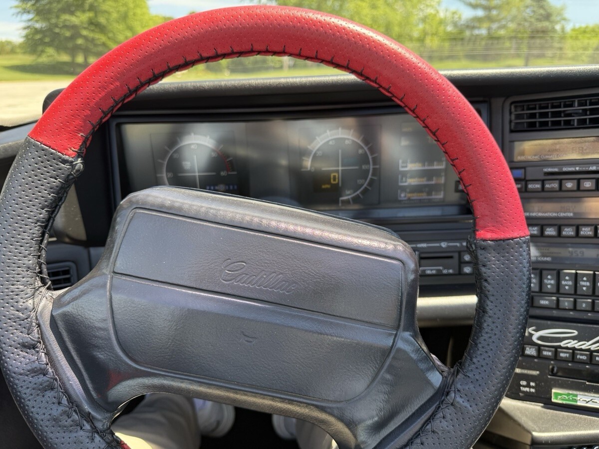 1992 Cadillac Allante - photo 13