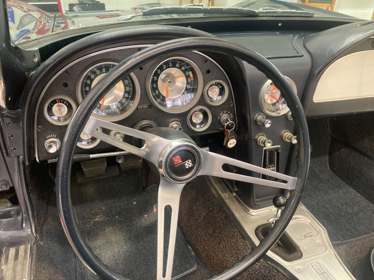 1963 Chevrolet Corvette - photo 9
