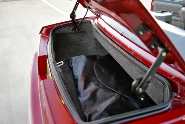 1989 Ford Mustang GT CONVERTIBLE - photo 9