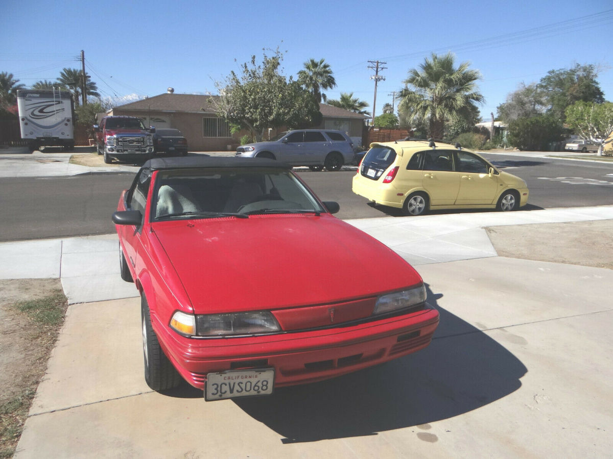 1993 Pontiac Sunbird SE - photo 5