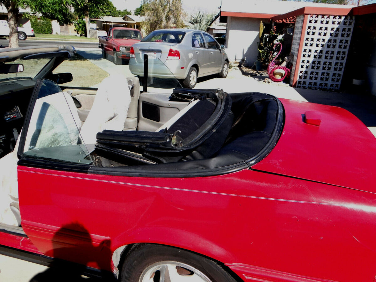 1993 Pontiac Sunbird SE - photo 8