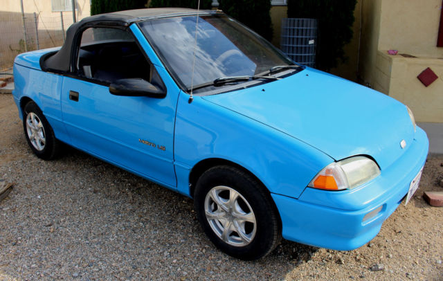 Convertible Commuter Gas Saver Car - 40 MPG 1991 Geo Metro LSI