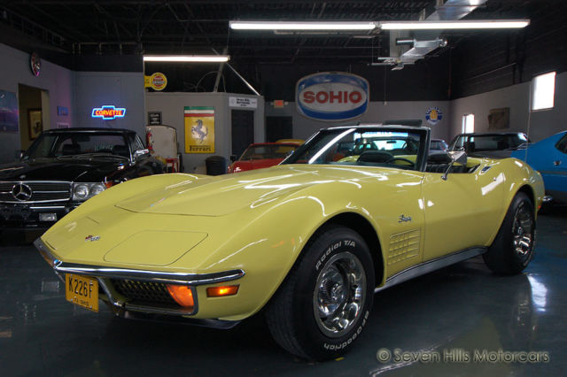 Convertible, EXCELLENT CONDITION, Auto PS PB, Yellow/Black PRICED TO SELL!! 1971 Chevrolet Corvette Stingray #'s Match