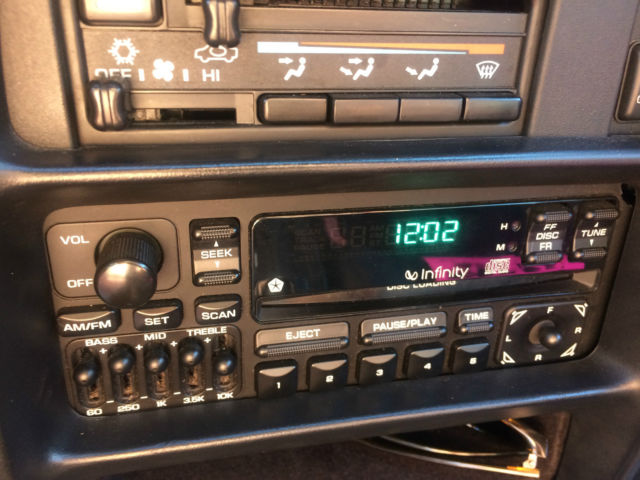 1993 Chrysler LeBaron GTC - photo 13