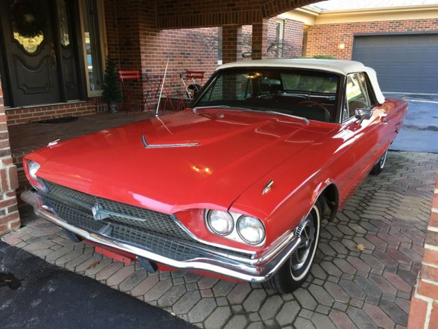 1966 Ford Thunderbird Convertible - photo 2