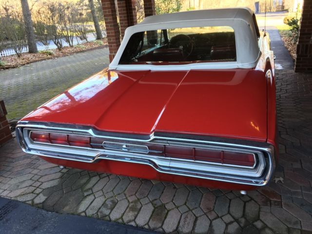 1966 Ford Thunderbird Convertible - photo 5