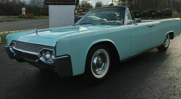 1961 Lincoln Continental CONVERTIBLE - photo 3