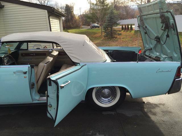 1961 Lincoln Continental CONVERTIBLE - photo 5
