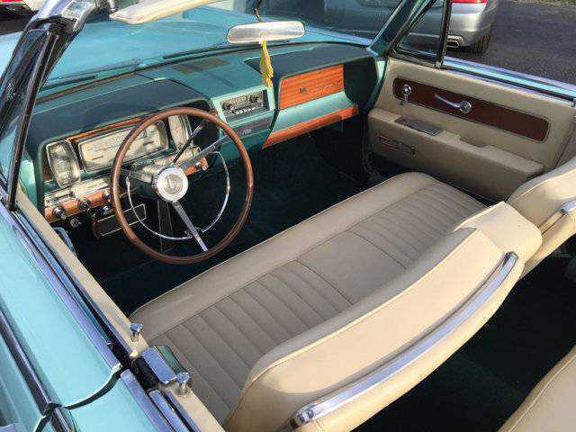 1961 Lincoln Continental CONVERTIBLE - photo 8