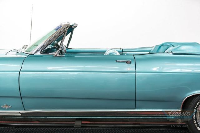 1966 Ford Fairlane Original color and trim on this solid fun driver - photo 7