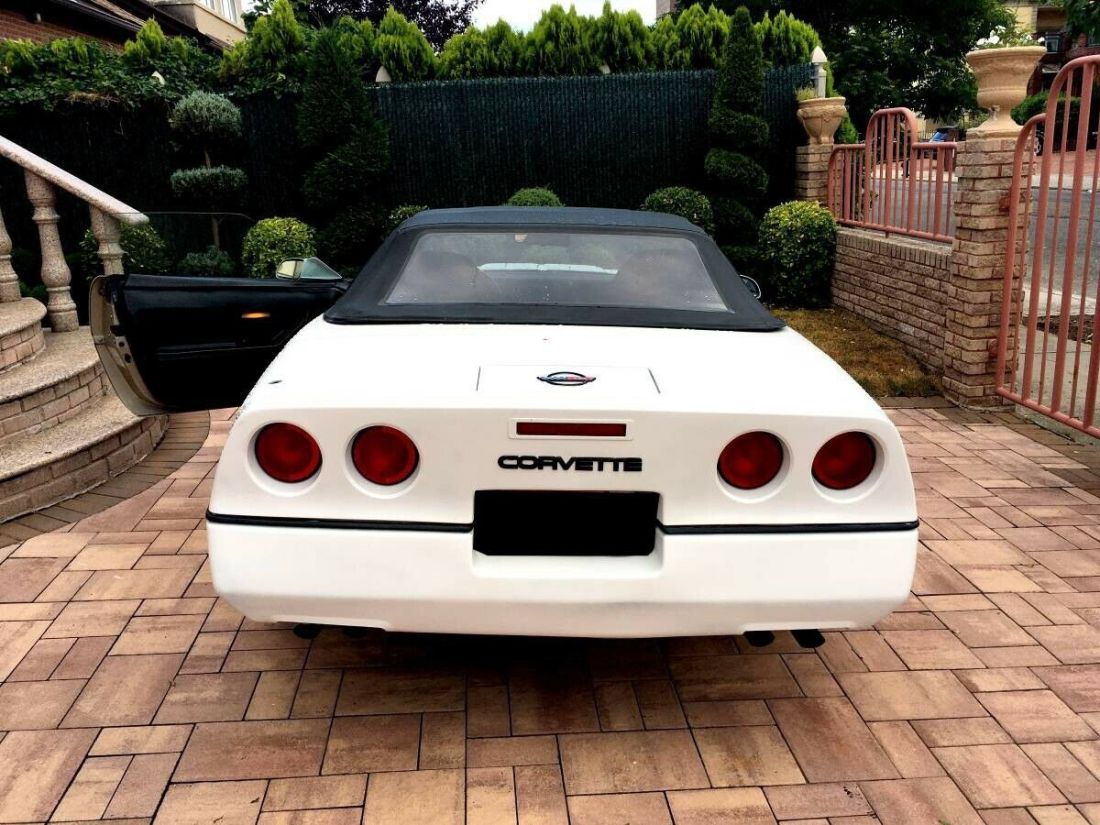 1987 Chevrolet Corvette - photo 8