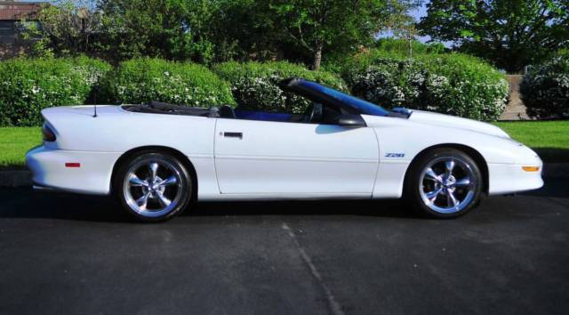 1994 Chevrolet Camaro Convertible Z28 - photo 2