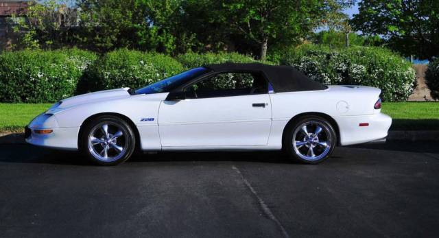 1994 Chevrolet Camaro Convertible Z28 - photo 3