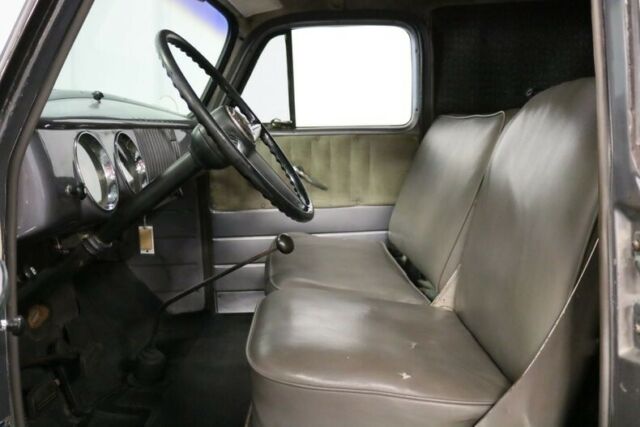 1954 Chevrolet 3800 Panel Delivery - photo 5