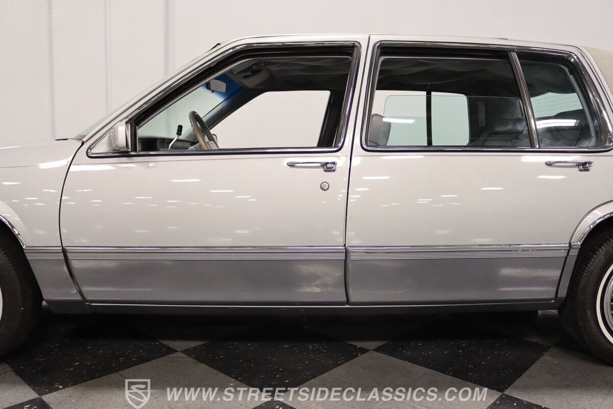 1990 Cadillac DeVille - photo 12