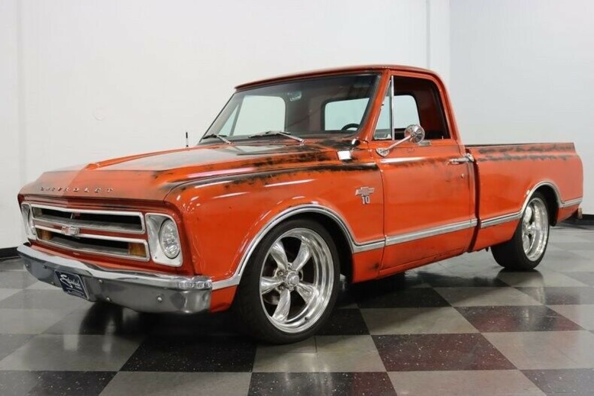 1967 Chevrolet C-10 Patina Restomod - photo 6