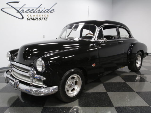 COOL CRUISER, 350 V8, AUTO, A/C, PWR FRNT DISCS, PWR STEER, NICE PAINT/INTERIOR! 1950 Chevrolet Styleline