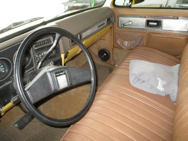1979 Chevrolet C/K Pickup 3500 silverado - photo 8
