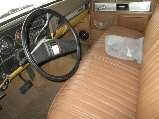 1979 Chevrolet C/K Pickup 3500 silverado - photo 9