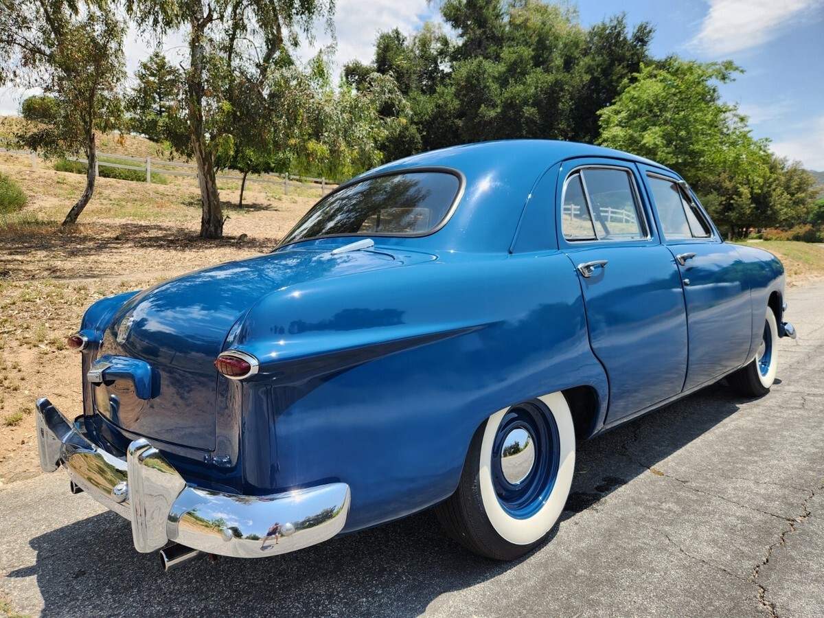 1950 Ford Deluxe Custom - photo 4