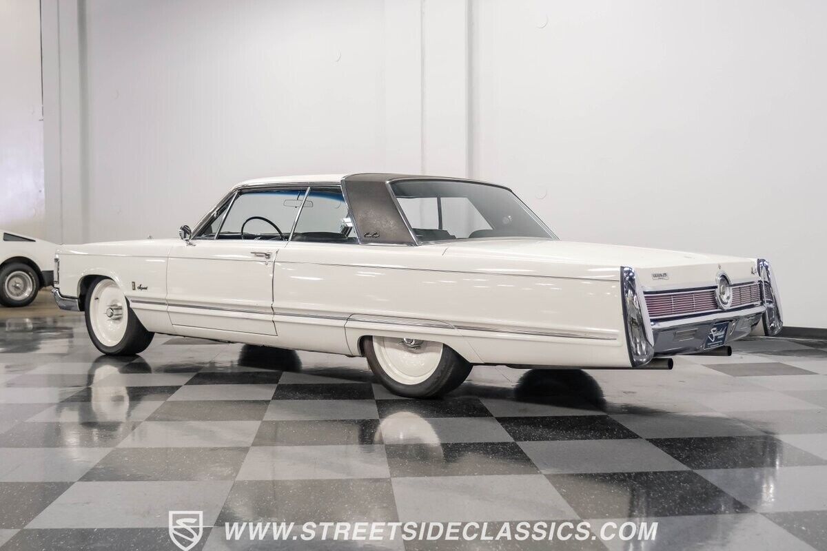 1967 Chrysler Imperial Crown - photo 10