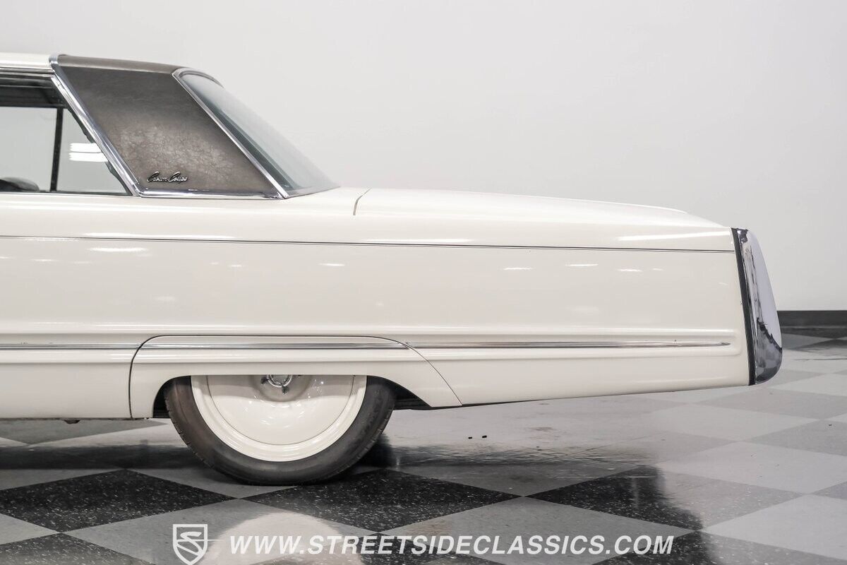1967 Chrysler Imperial Crown - photo 9