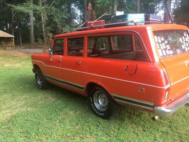 1972 International Harvester Travelall 4 dr suv - photo 8