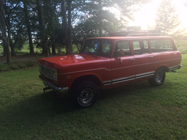 1972 International Harvester Travelall 4 dr suv - photo 9