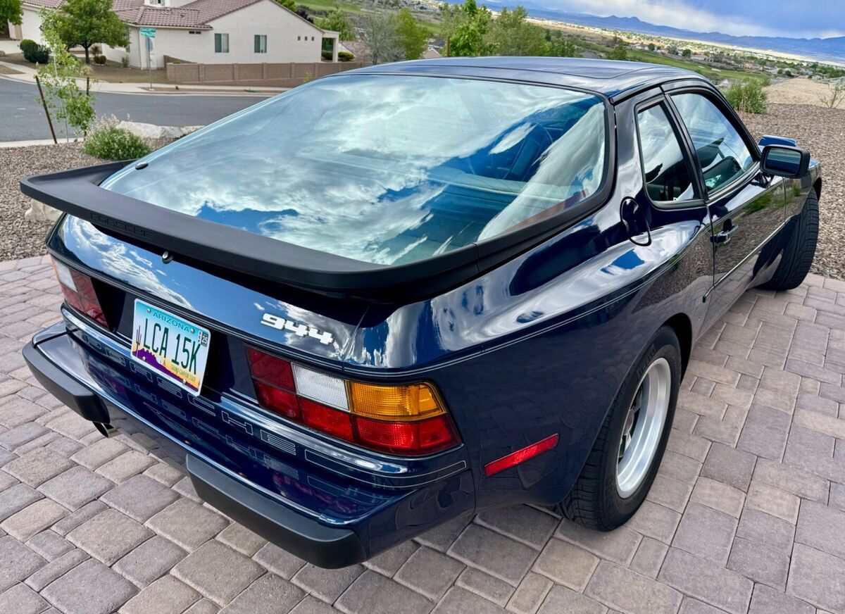 1985 Porsche 944 - photo 5