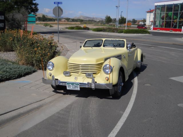 1970 Cord Royale - photo 2