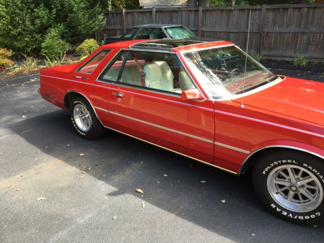1981 Chrysler Cordoba Cordoba LS - photo 4